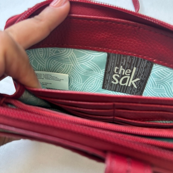 The Sak Iris Large Smartphone Crossbody Bag - Picture 6 of 8